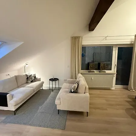 Skywalk Loft *